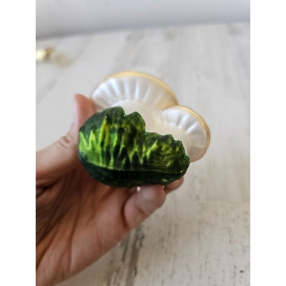 Vintage glass mushroom ornament yellow spotted Xmas tree fungi - Picture 7 of 8